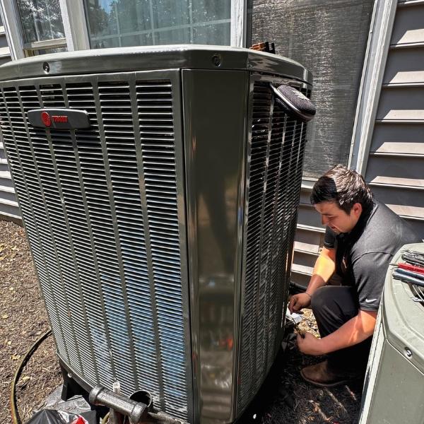 Trusted HVAC contractor near me in Fairfax County, VA with emergency repair solutions